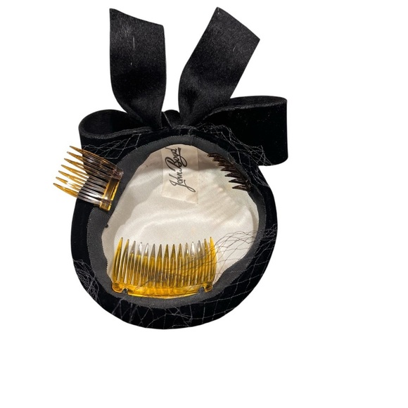 Vintage John Boyd Black Velvet Pillbox Hat - Picture 5 of 6